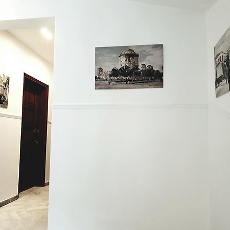 Eantos Studios And Suites Peraía Eksteriør billede